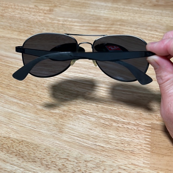Ray Ban Aviators - Picture 3 of 6